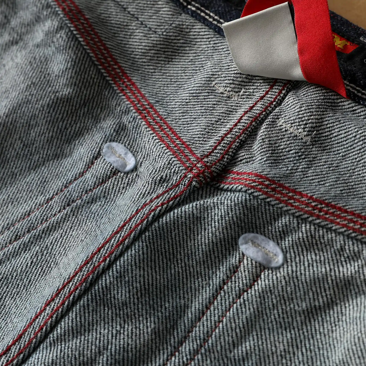 18oz Dunkelblaue Selvedge Straight Jeans mit Vintage-Waschung