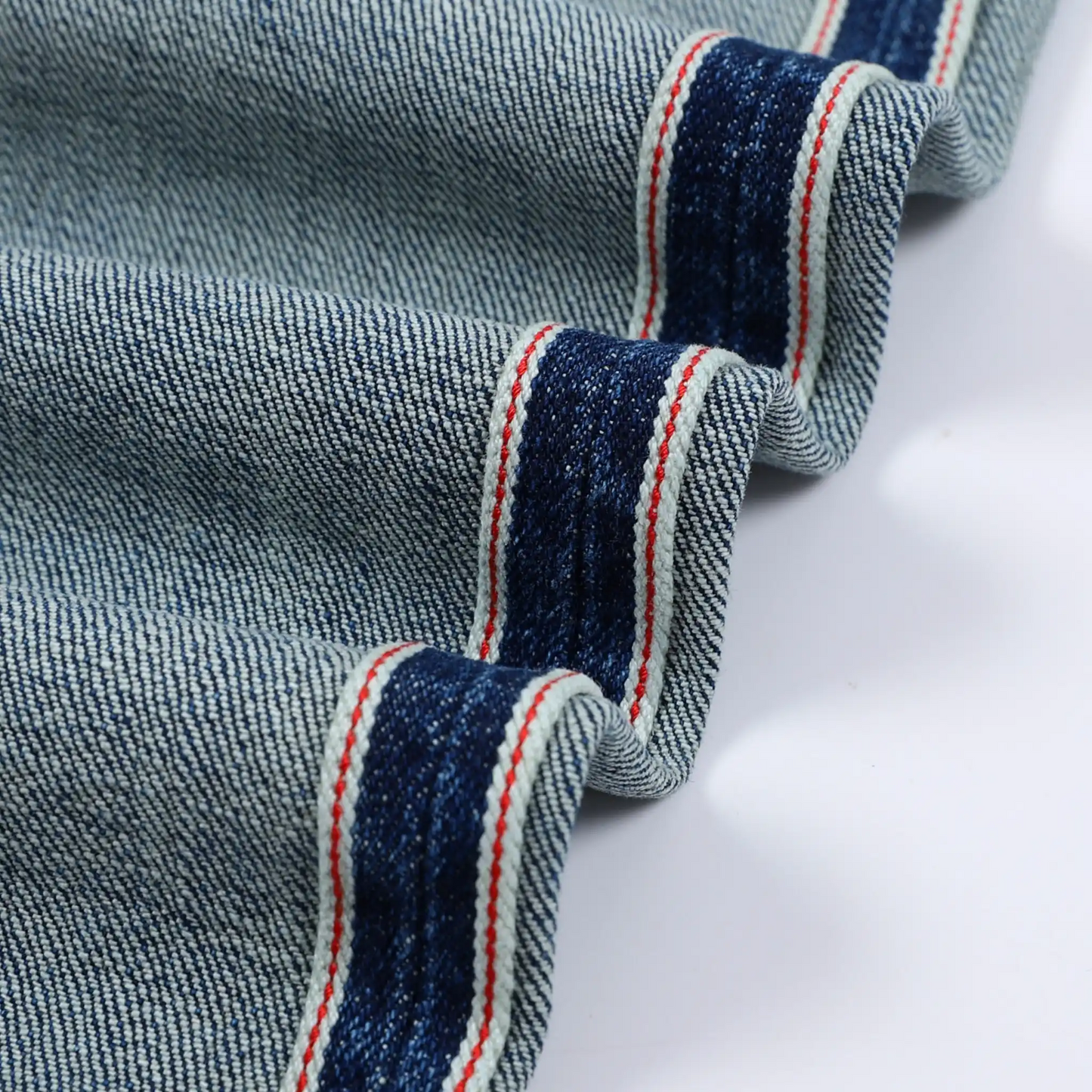 Dunkelblau verwaschene Slim-Fit Selvedge-Jeans | Dunkle Waschung