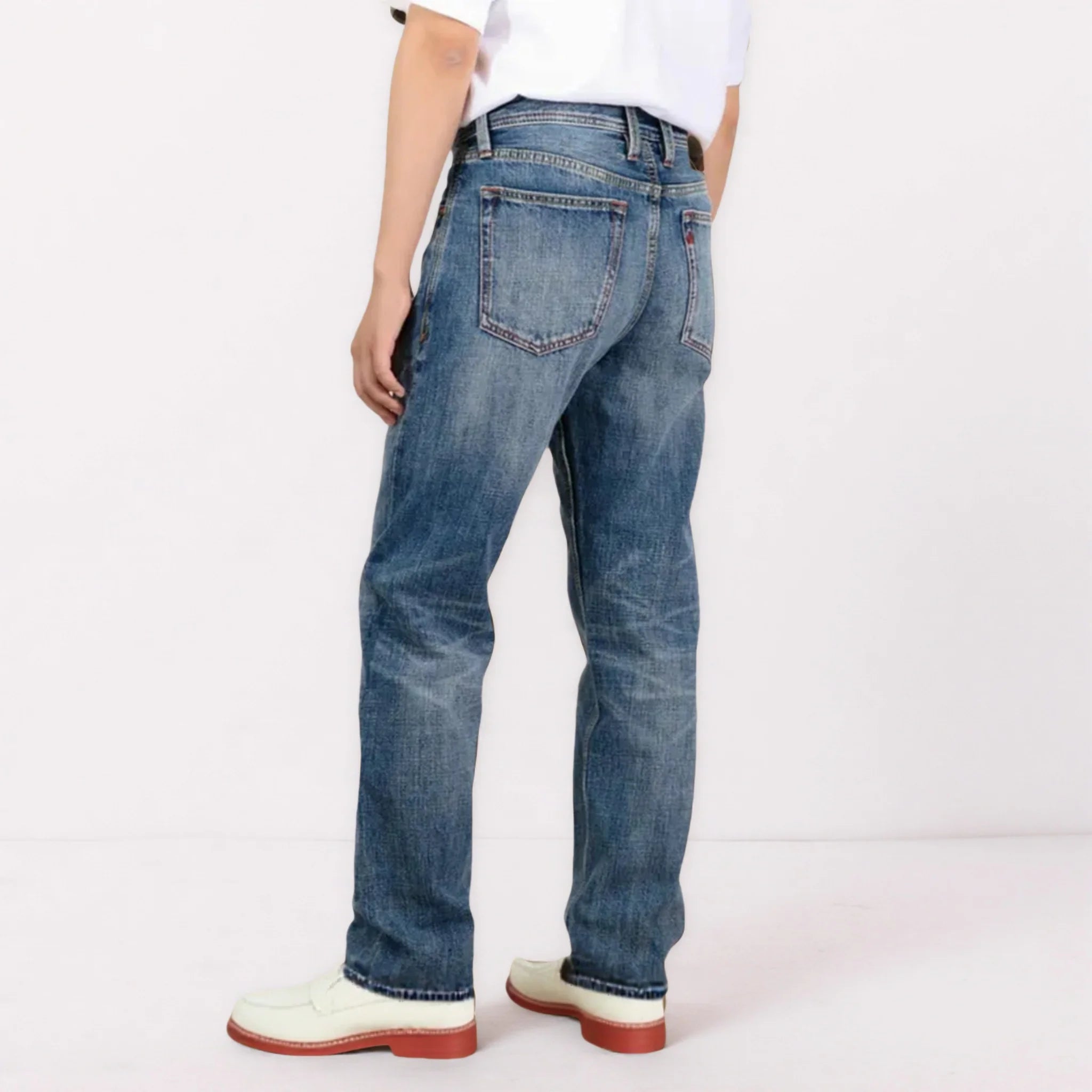 Jean classique bleu coupe droite en coton égyptien selvedge 12 oz
