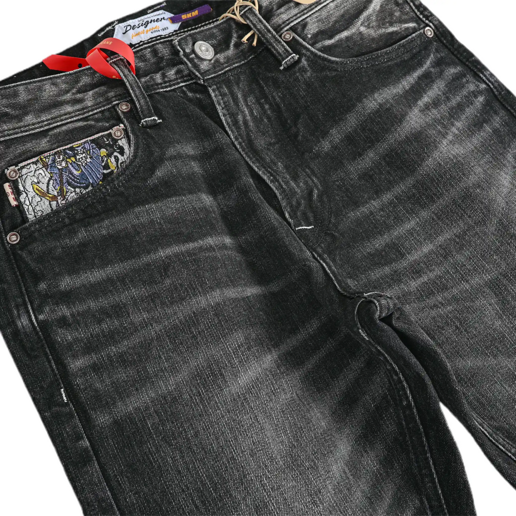 Jean droit selvedge en coton égyptien teint naturellement indigo doux 17 oz