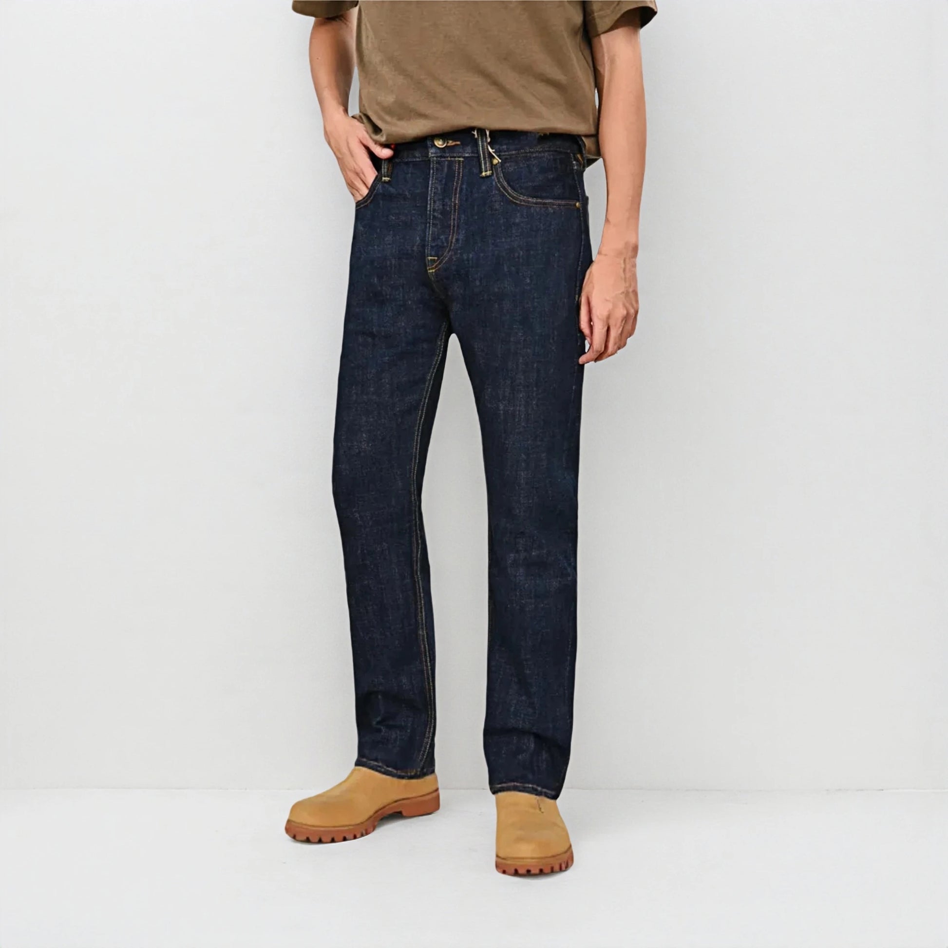 rgdenim_18oz_deepindigo_selvedge_straight_jeans_model