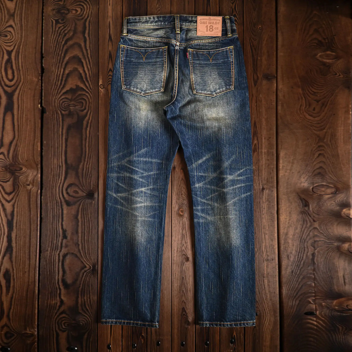 Jean slim droit bleu clair 14 oz à lisière indigo délavée