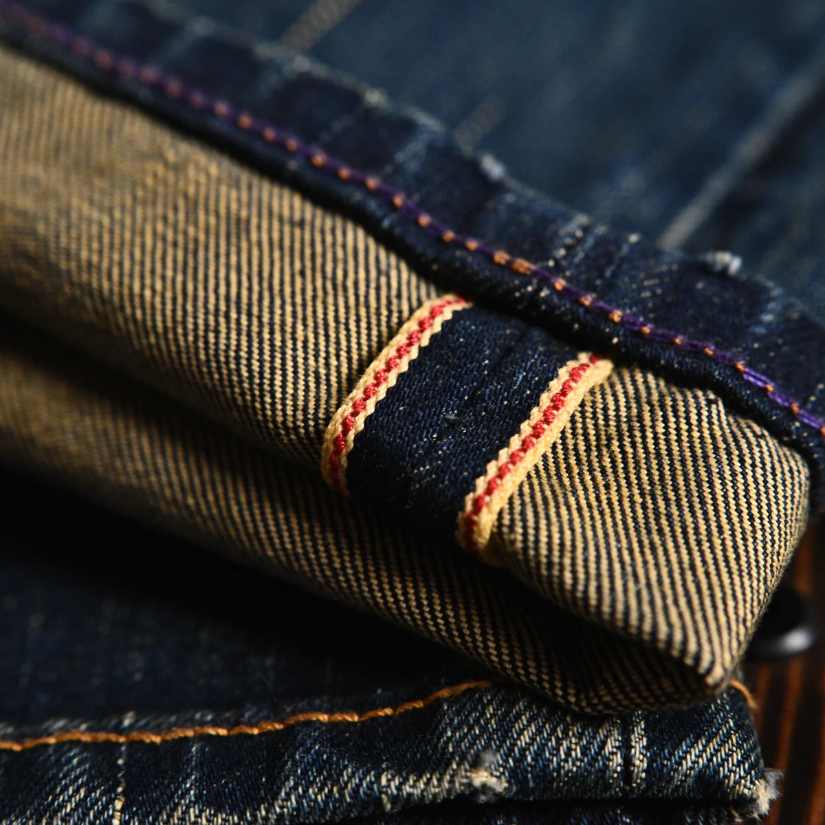 Jean slim droit bleu clair 14 oz à lisière indigo délavée