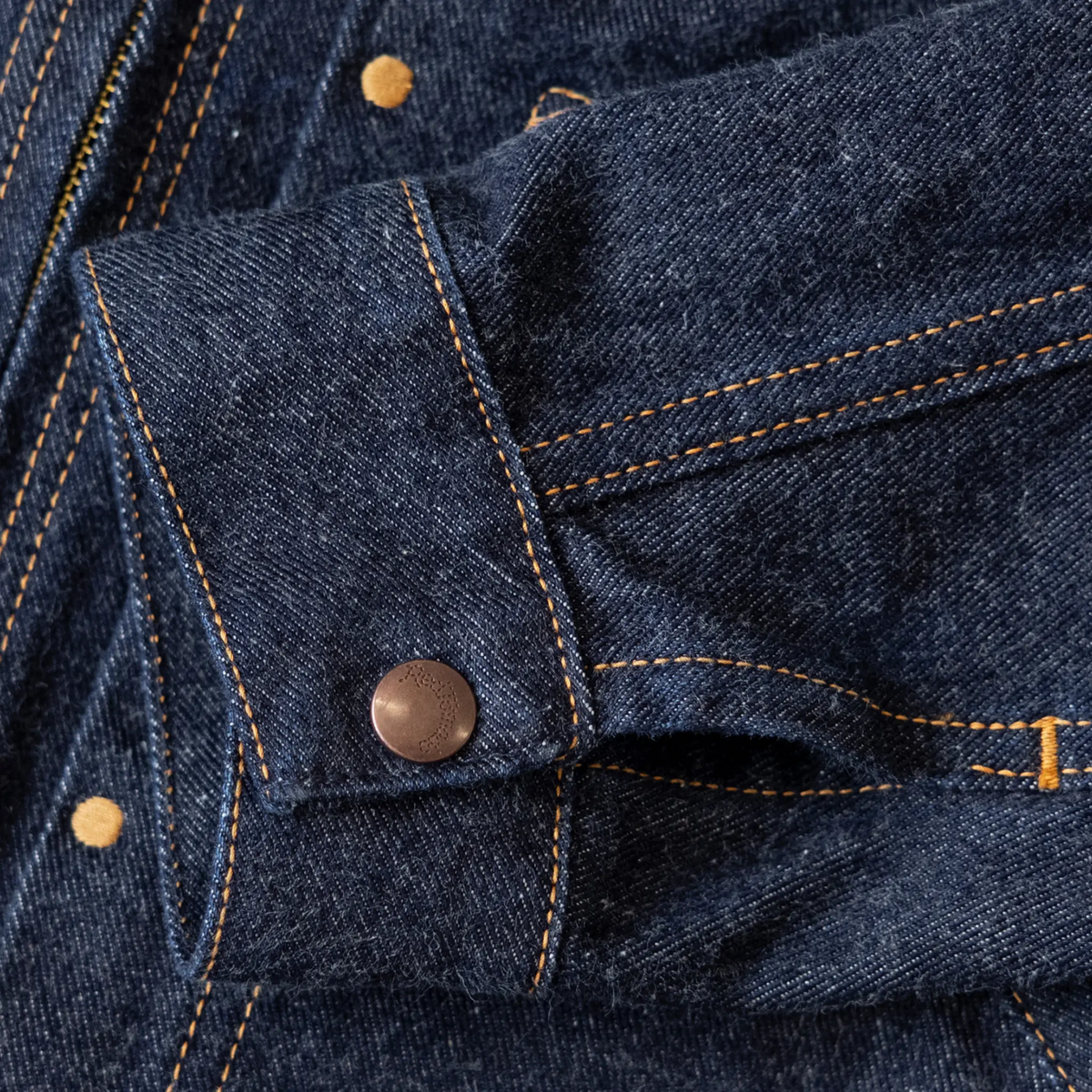 Chemise en denim western classique légère de 7 oz