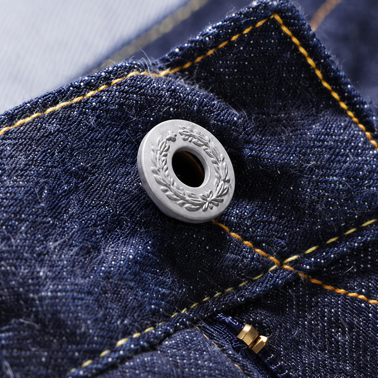 Vintage Blaue Slim Straight Fit Selvedge Jeans mit verblasster Waschung