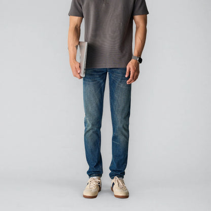Dunkelblau verwaschene Slim-Fit Selvedge-Jeans | Dunkle Waschung
