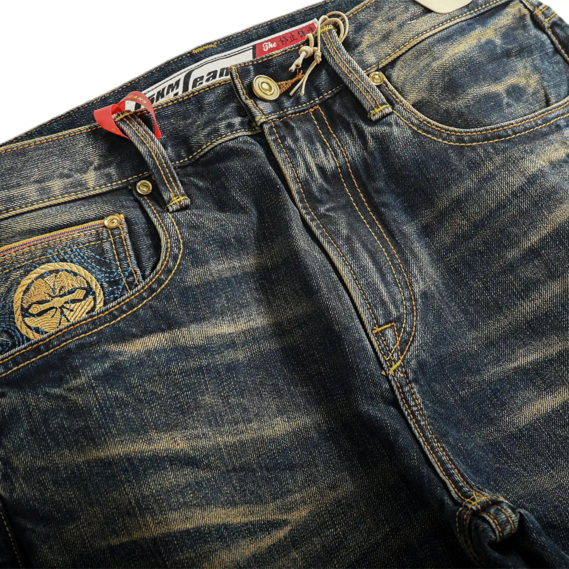 15 oz klassische blaue Straight-Fit-Jeans mit Whiskers und Honeycomb-Effekt