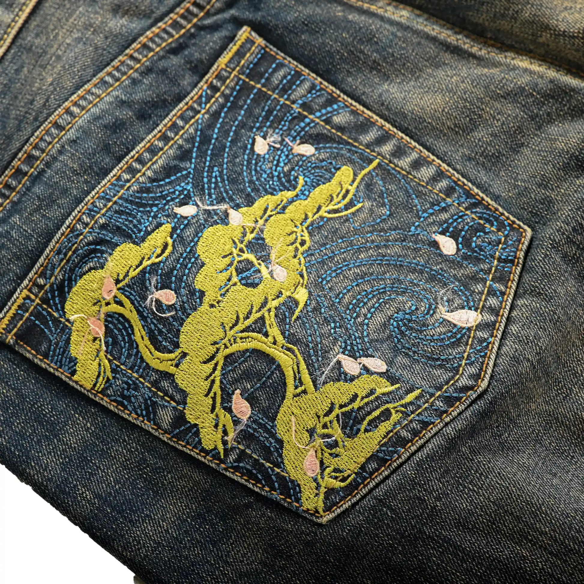 15 oz klassische blaue Straight-Fit-Jeans mit Whiskers und Honeycomb-Effekt