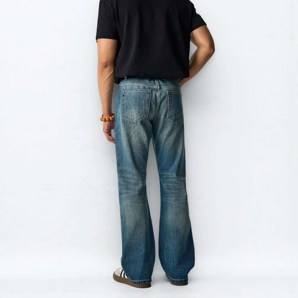 rgdenim_mediumblue_bootcut_selvedge_model_back