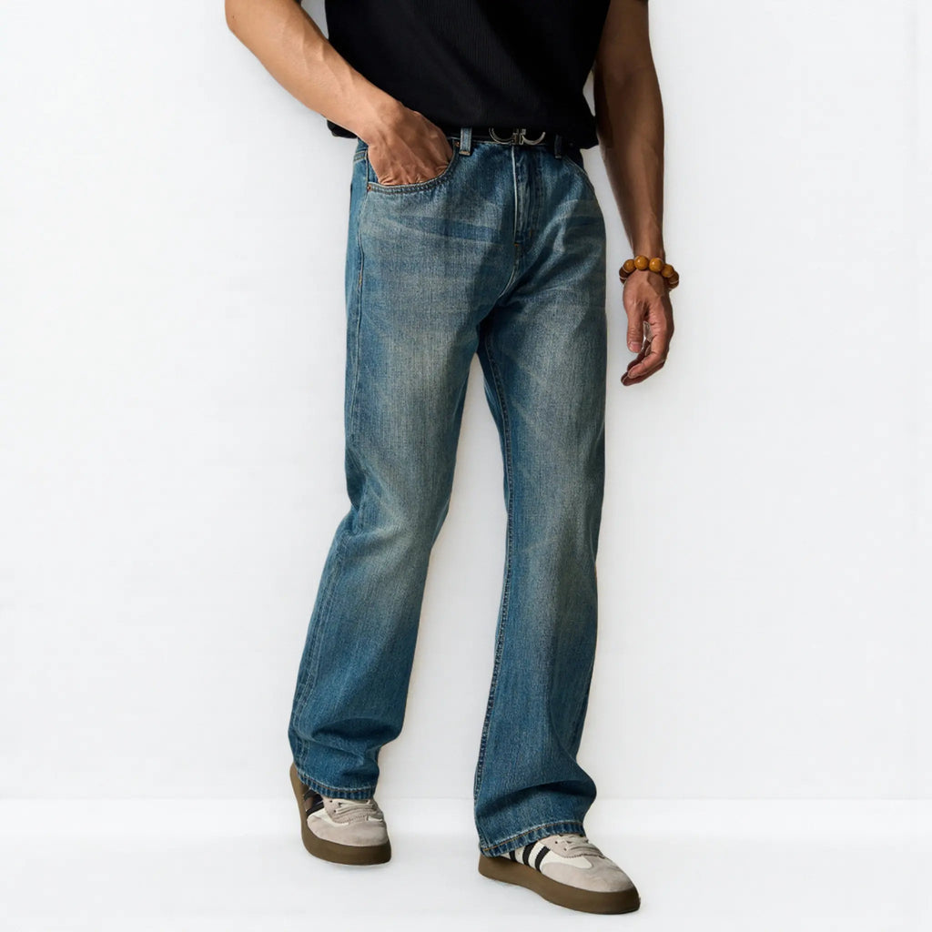 rgdenim_mediumblue_bootcut_selvedge_model_front