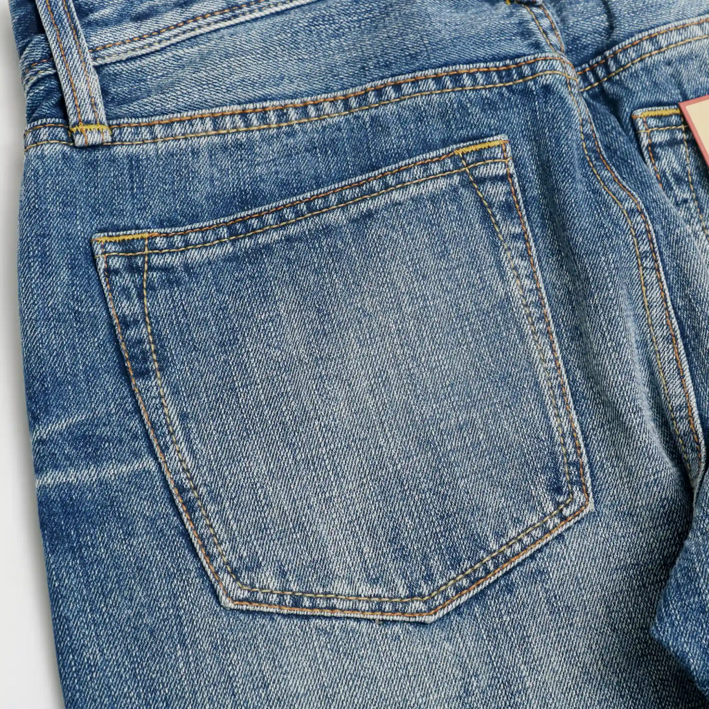 Mittelblaue Selvedge Jeans Straight Fit für Herren