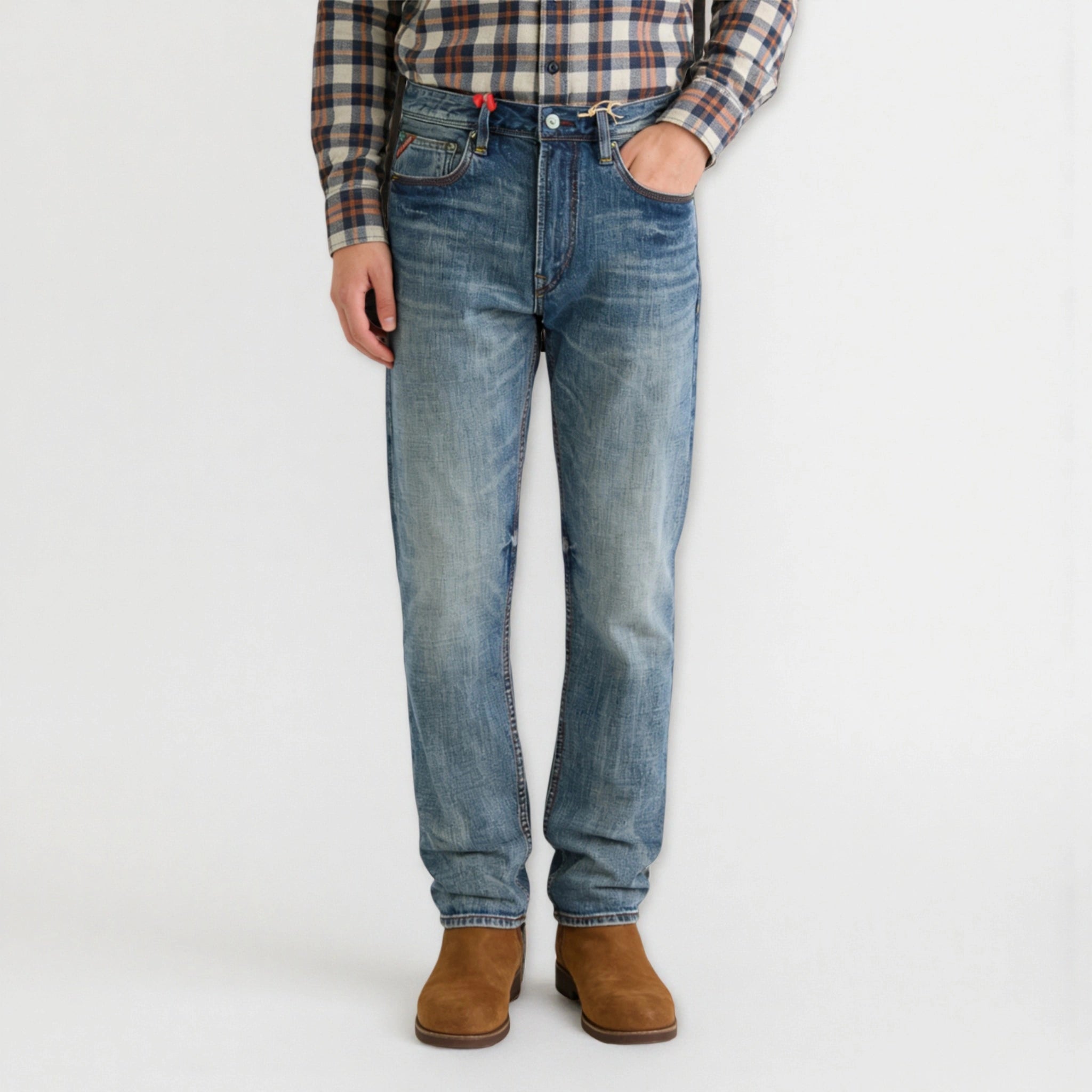 Jean selvedge bleu moyen coupe slim 12 oz avec un léger effet flammé