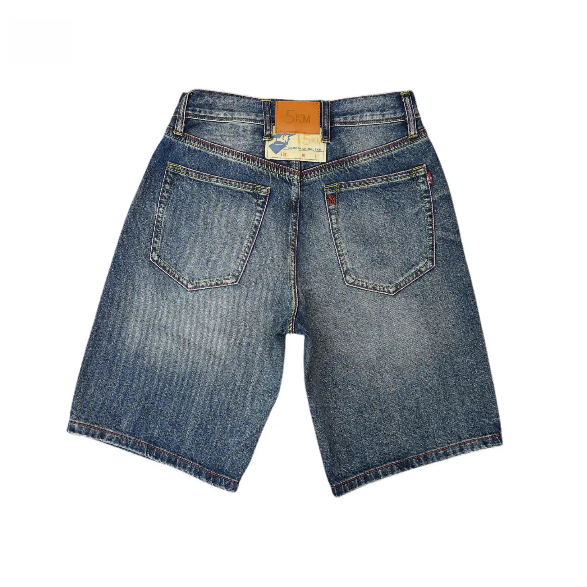 Short en jean selvedge bleu moyen, coupe droite décontractée